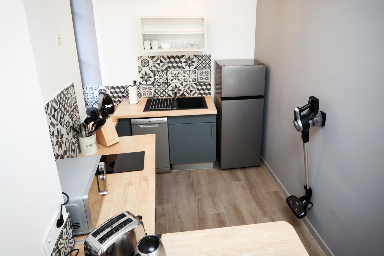 N1 Des Etudes Cosy Duplex Netflix Balcon Conciergeriedamecarcas Apartman Carcassone Kültér fotó